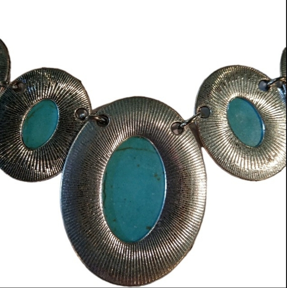 Beautiful Faux Turquoise Cabachon w Silver Choker Bib Statement Piece Necklace - Picture 7 of 8